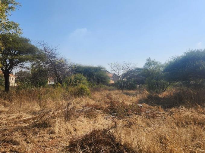 Land for Sale For Sale in Bendor - MR637545