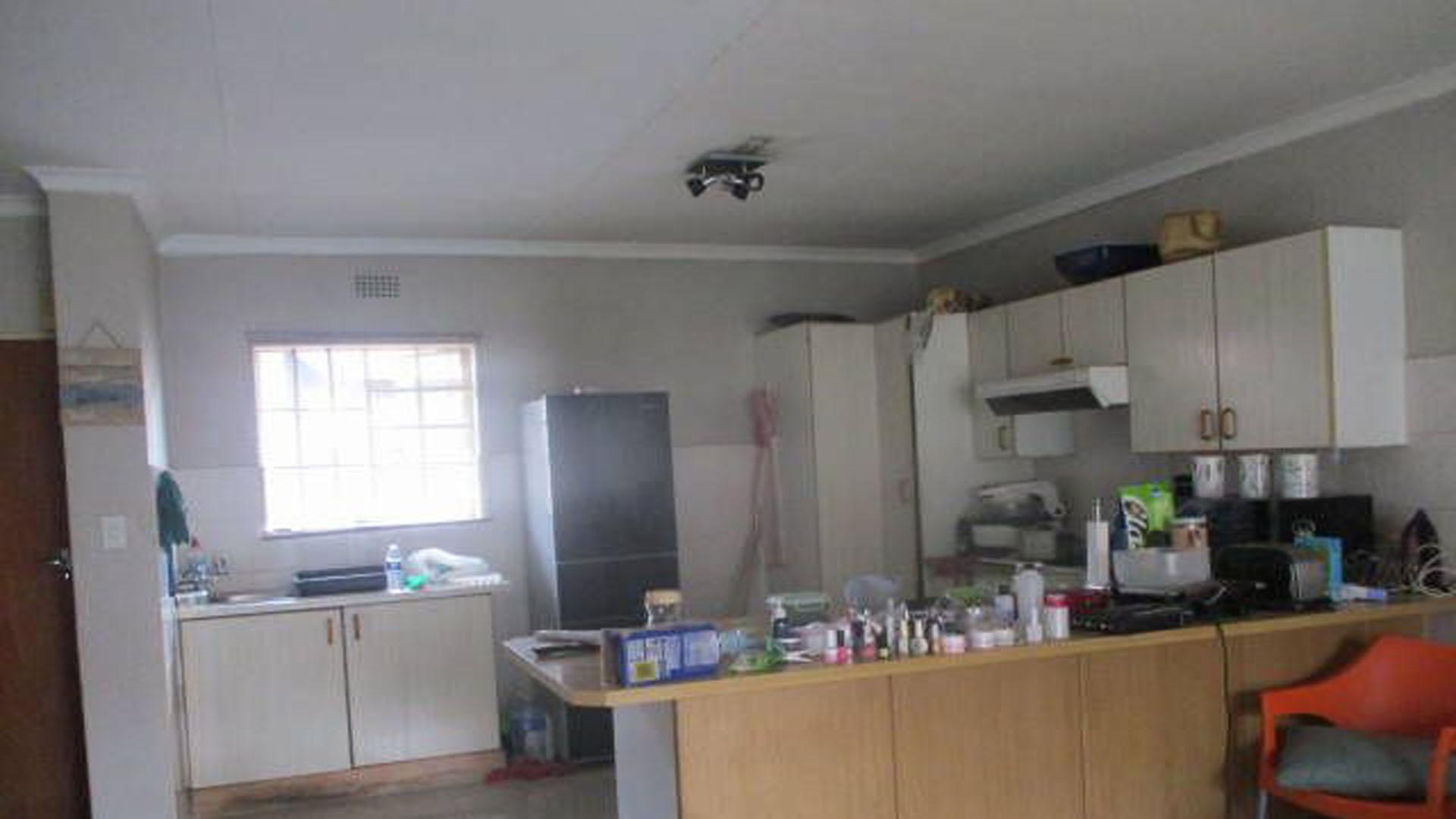 Kitchen of property in Middelburg - MP