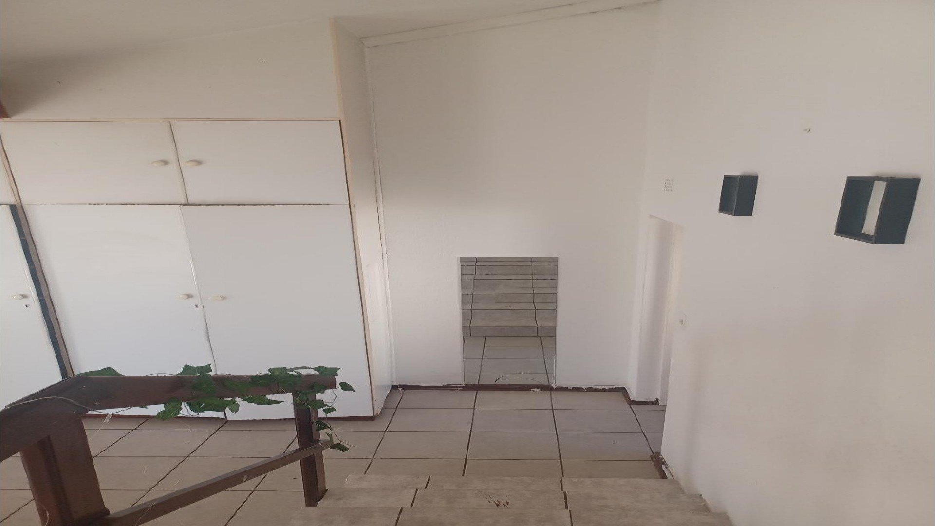 Spaces of property in Horison