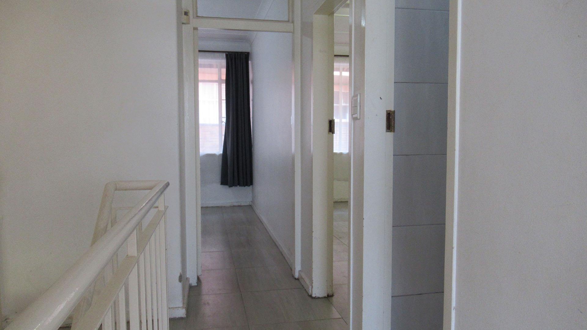 Spaces - 9 square meters of property in Florida Lake