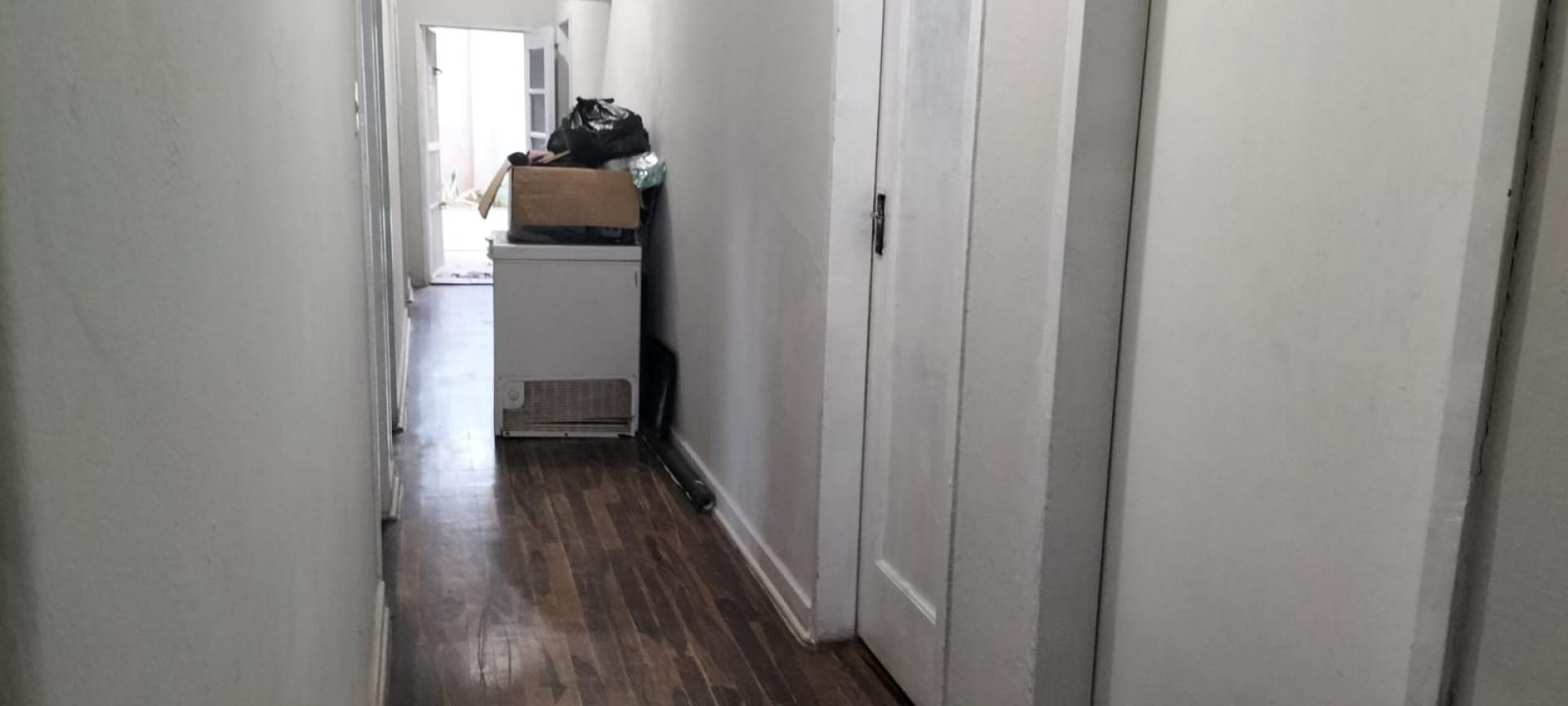 Spaces - 18 square meters of property in Bezuidenhout Valley