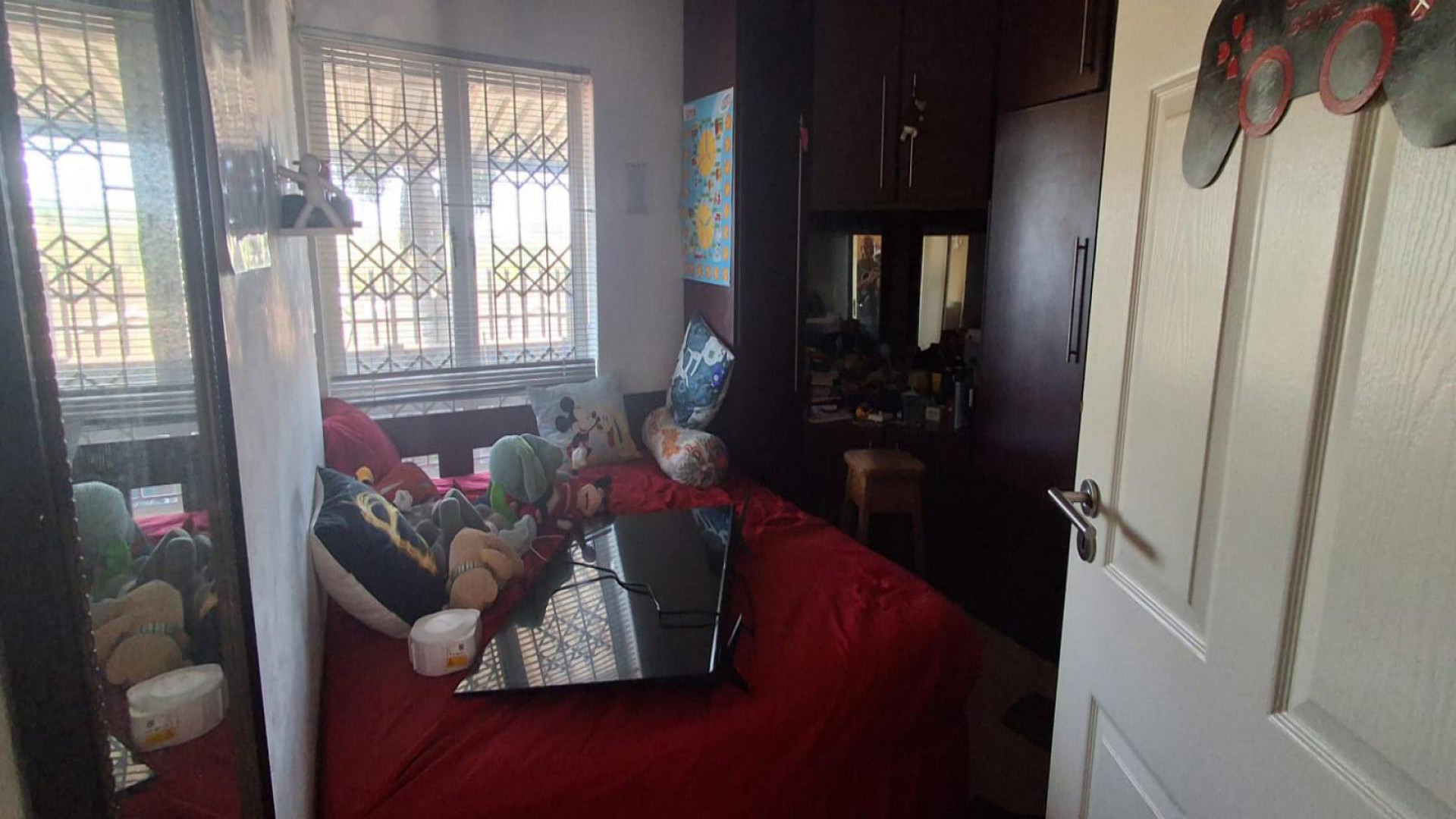 Bed Room 1 of property in Tongaat