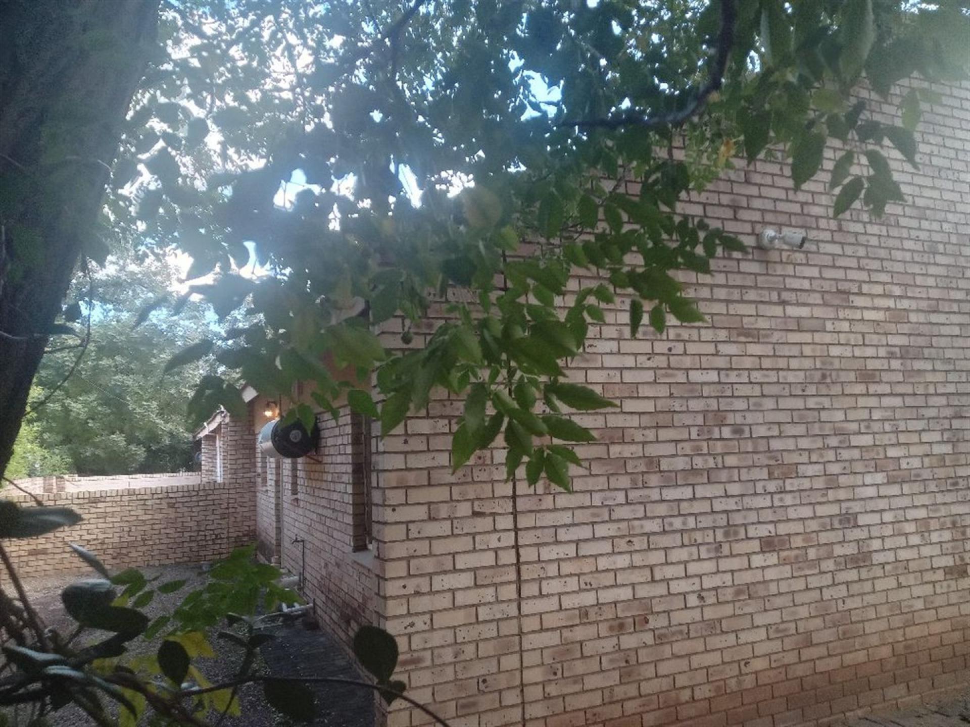 Front View of property in Christiana