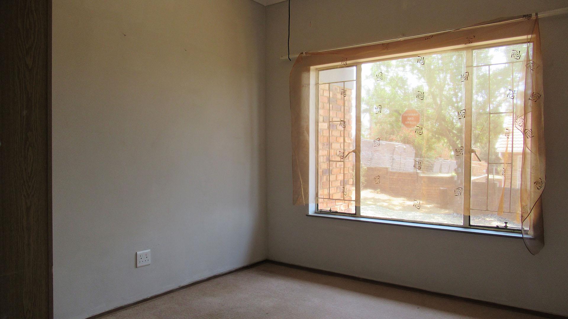 Bed Room 2 - 13 square meters of property in Rant-En-Dal