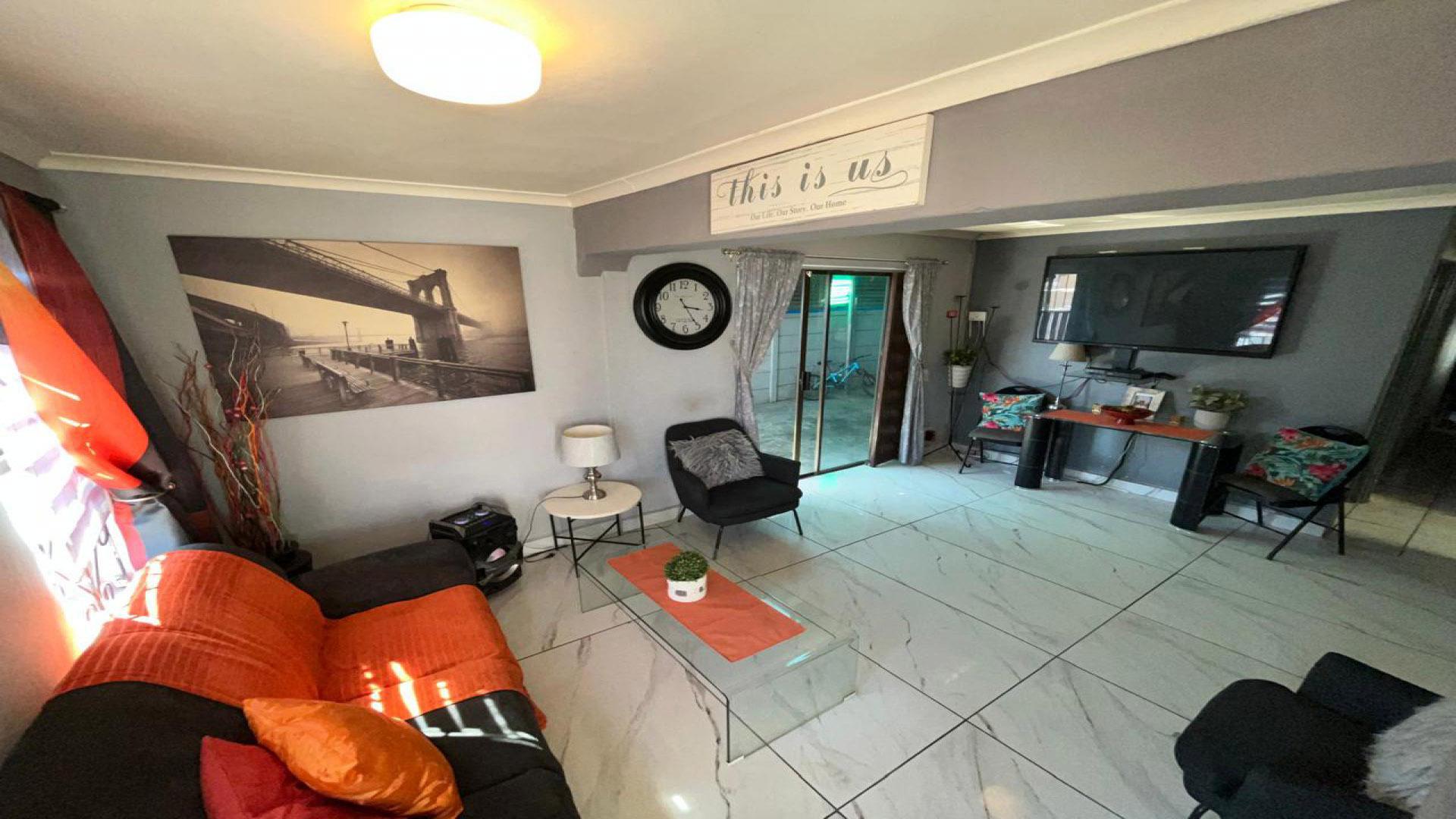 Lounges of property in Wesfleur