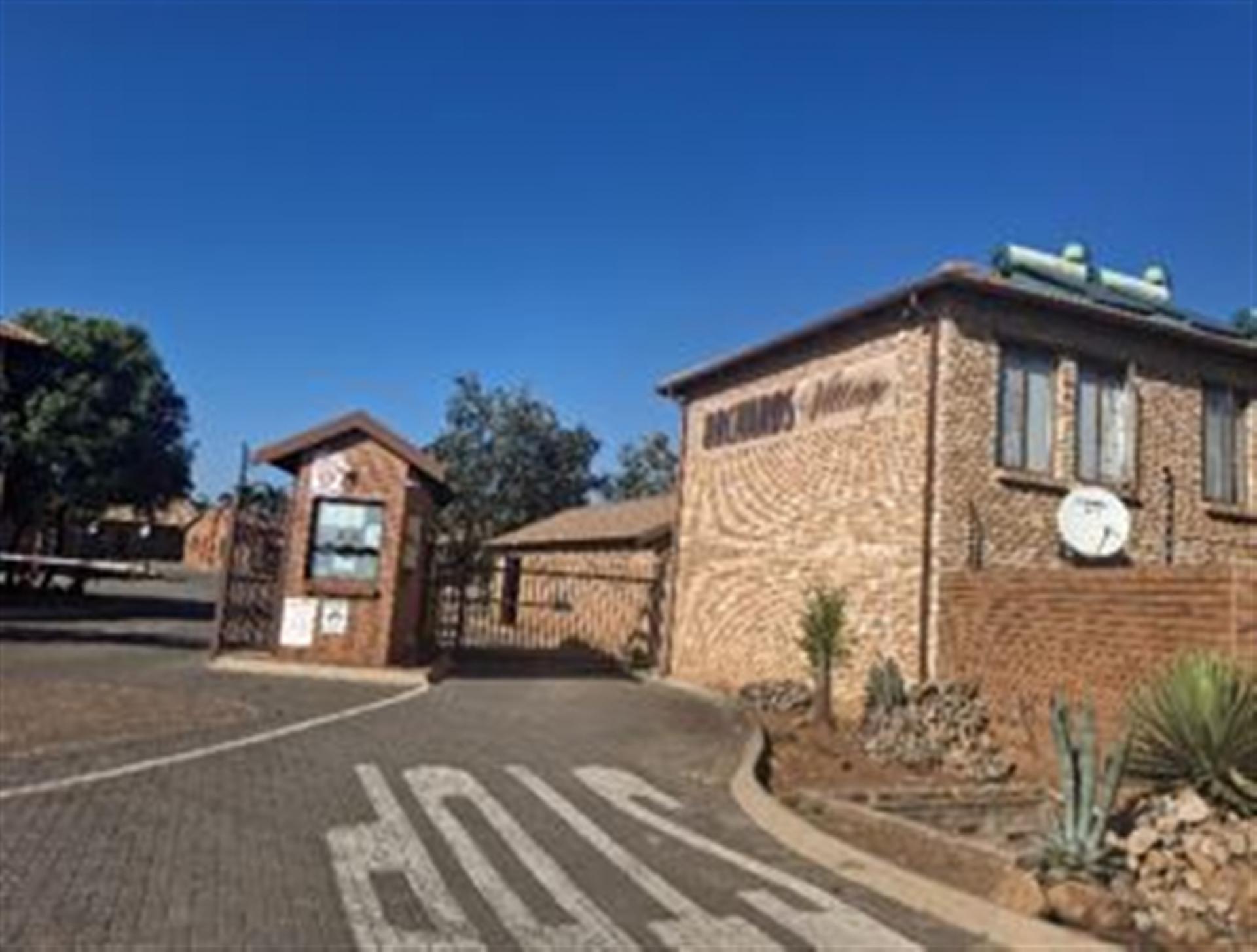 Front View of property in The Orchards