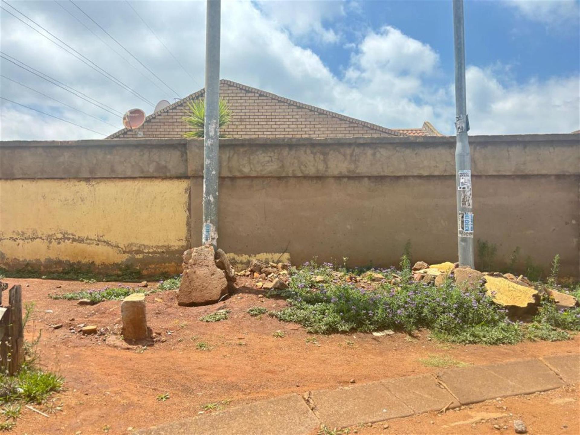Front View of property in Protea North