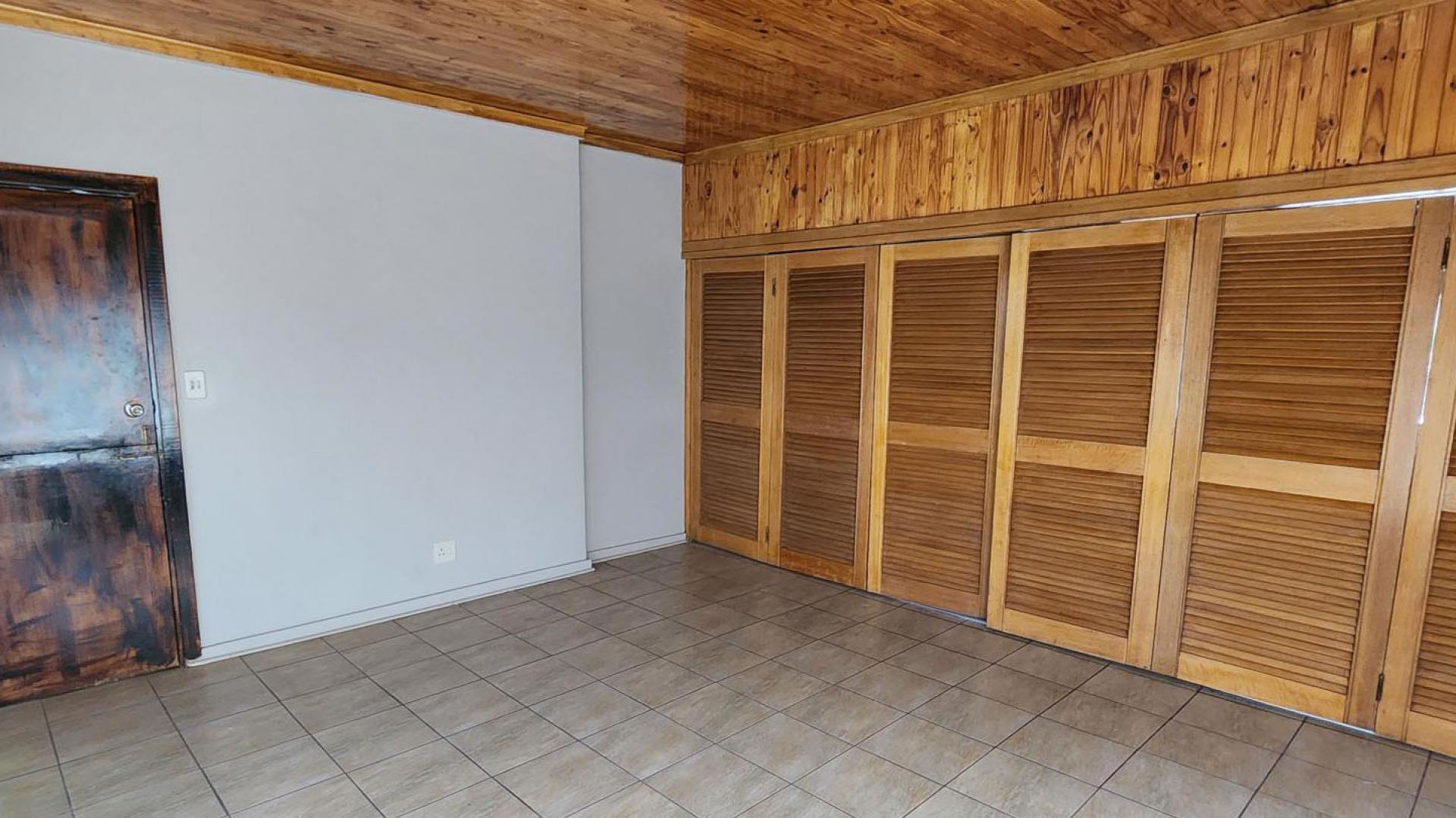 Lounges of property in Flimieda