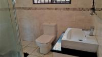Bathroom 1 - 4 square meters of property in Reservoir Hills