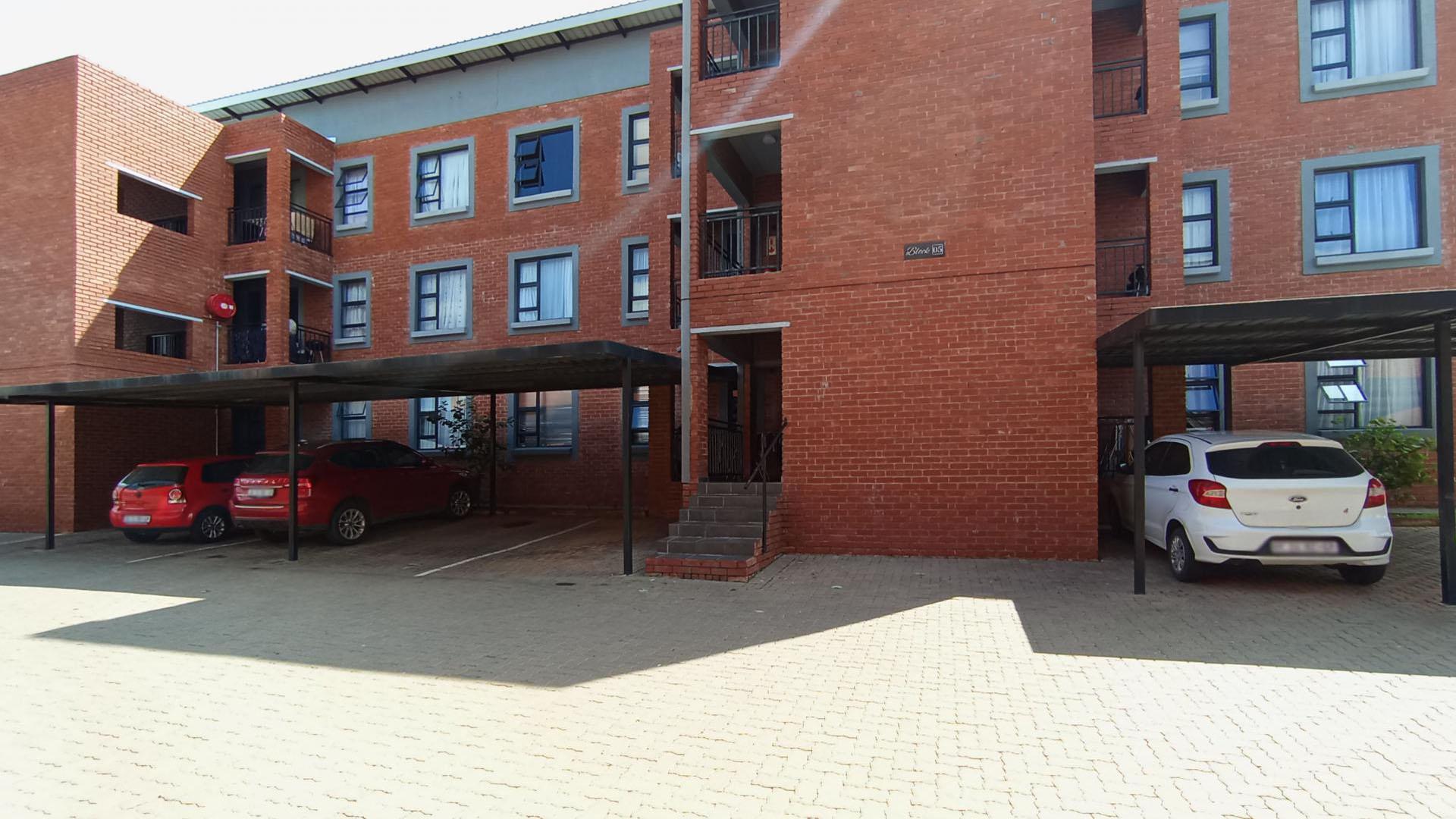 Front View of property in Witpoortjie