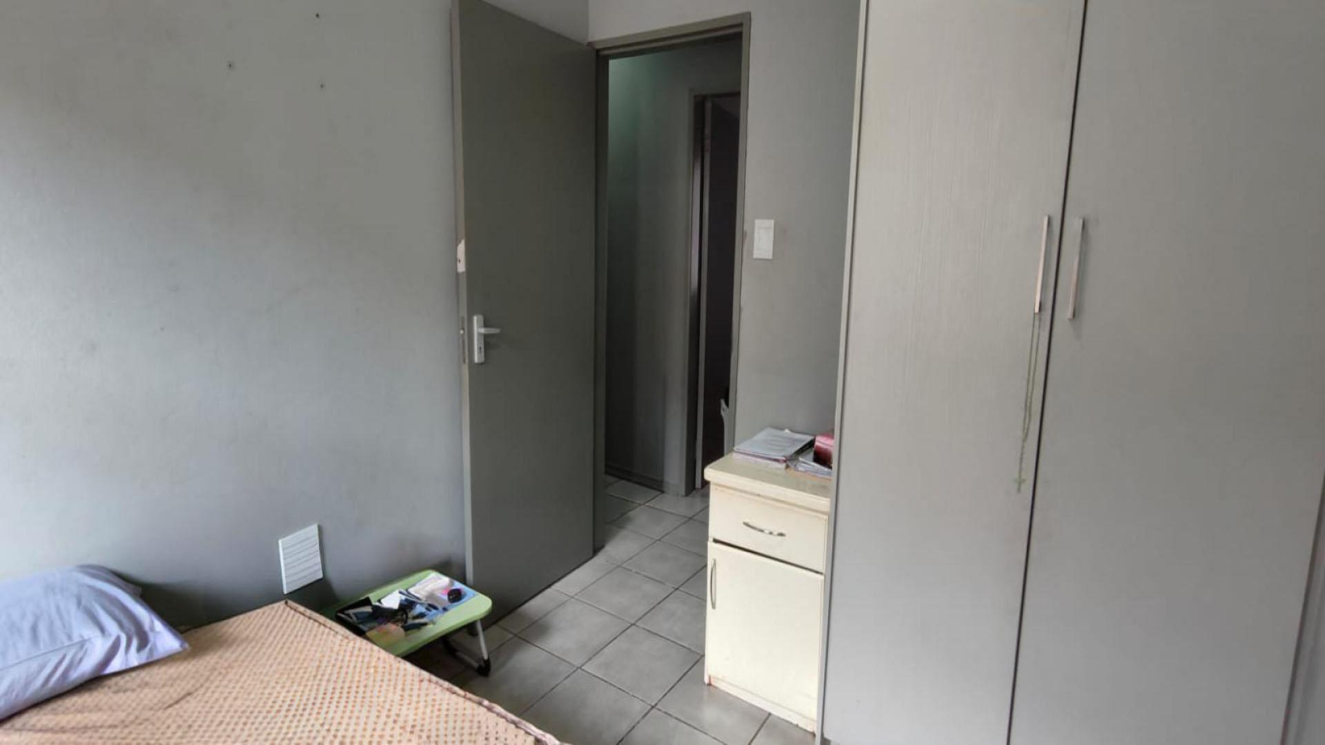 Bed Room 4 of property in Witpoortjie