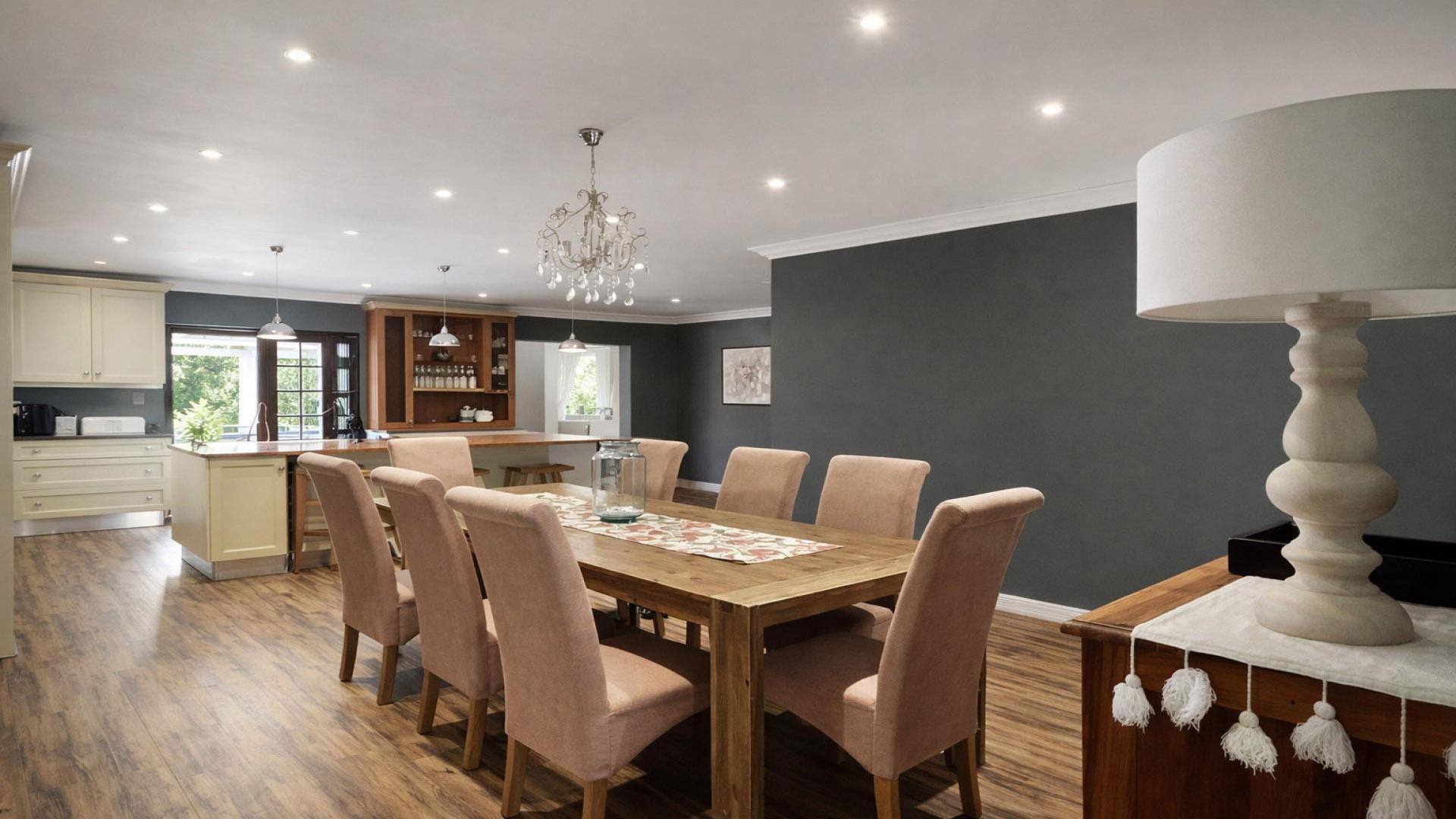 Dining Room of property in Heuwelsig