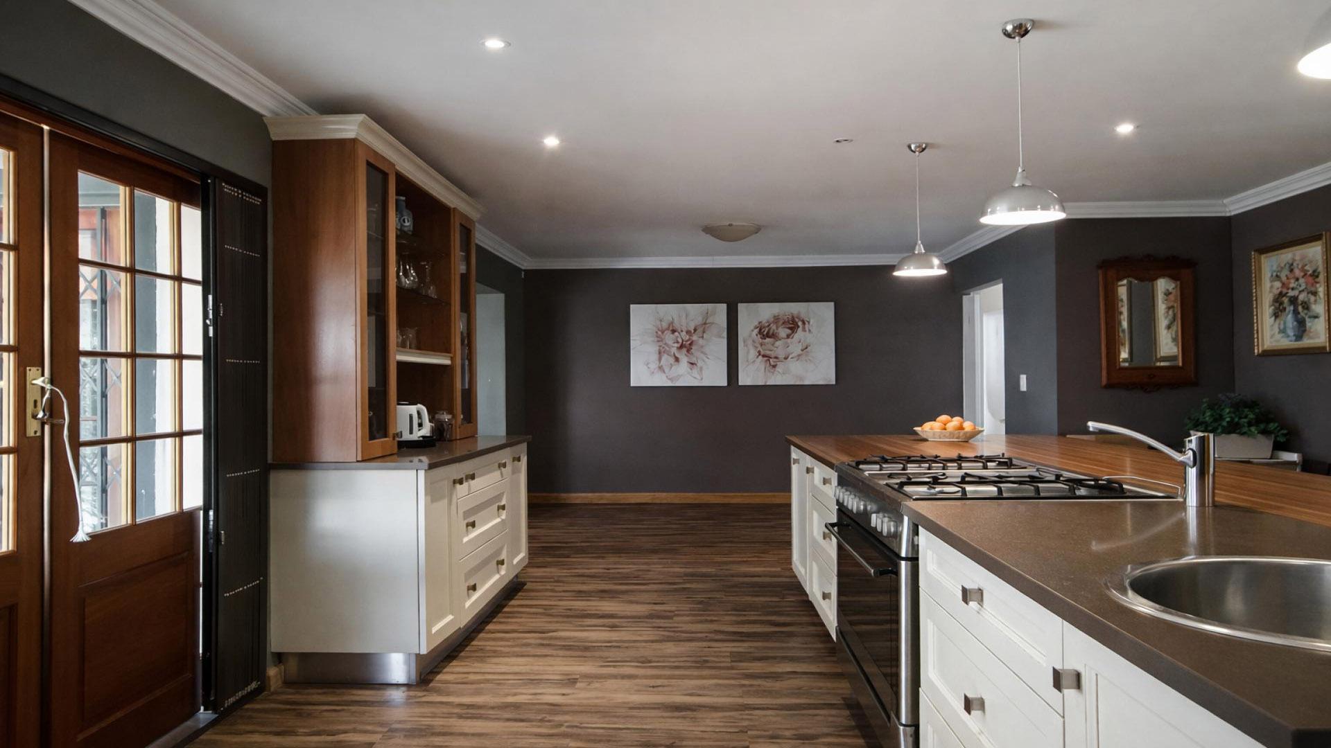 Kitchen of property in Heuwelsig