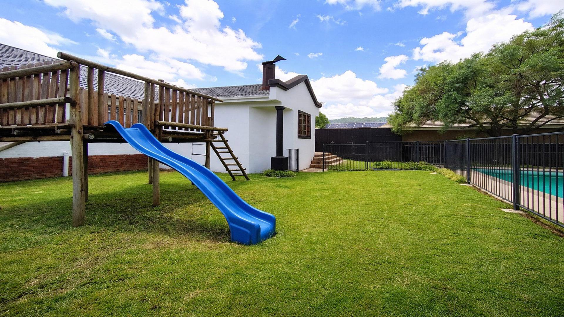 Backyard of property in Heuwelsig