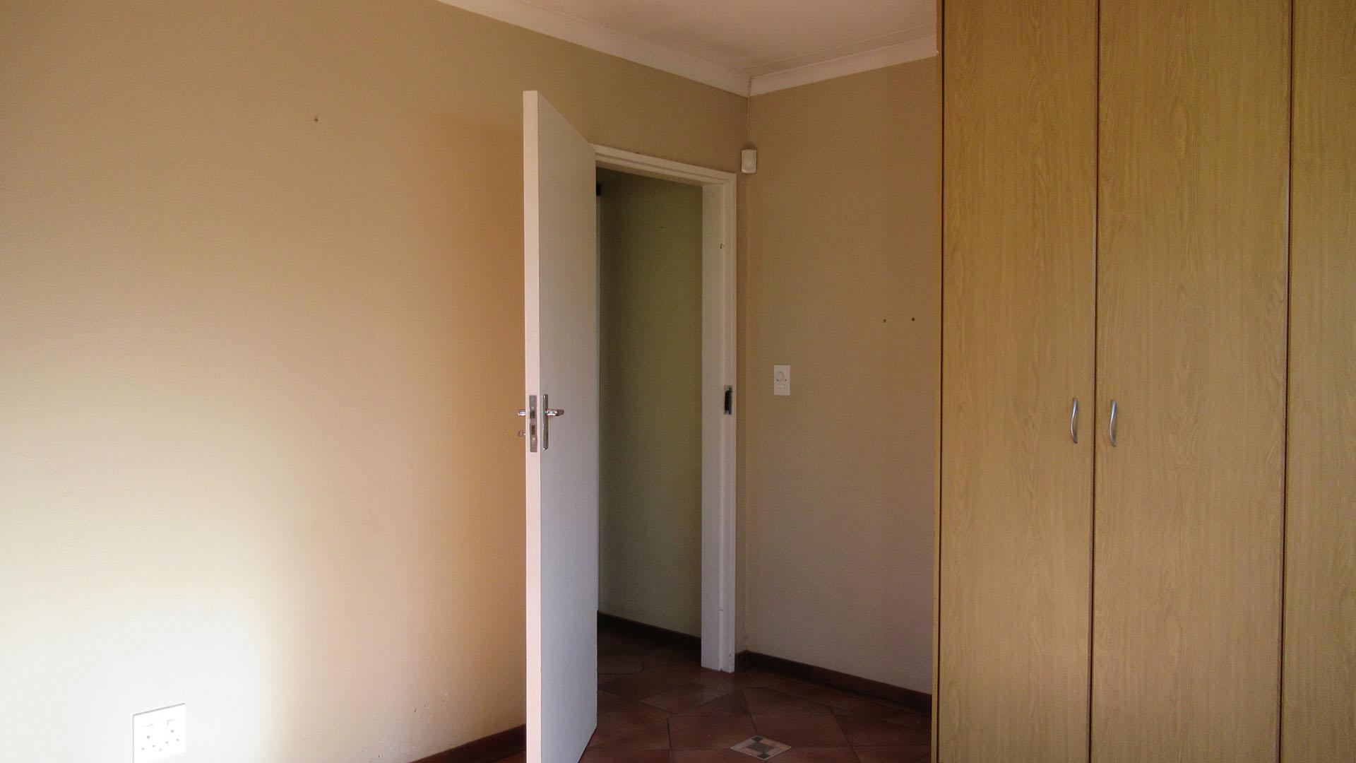 Bed Room 2 - 10 square meters of property in Melville