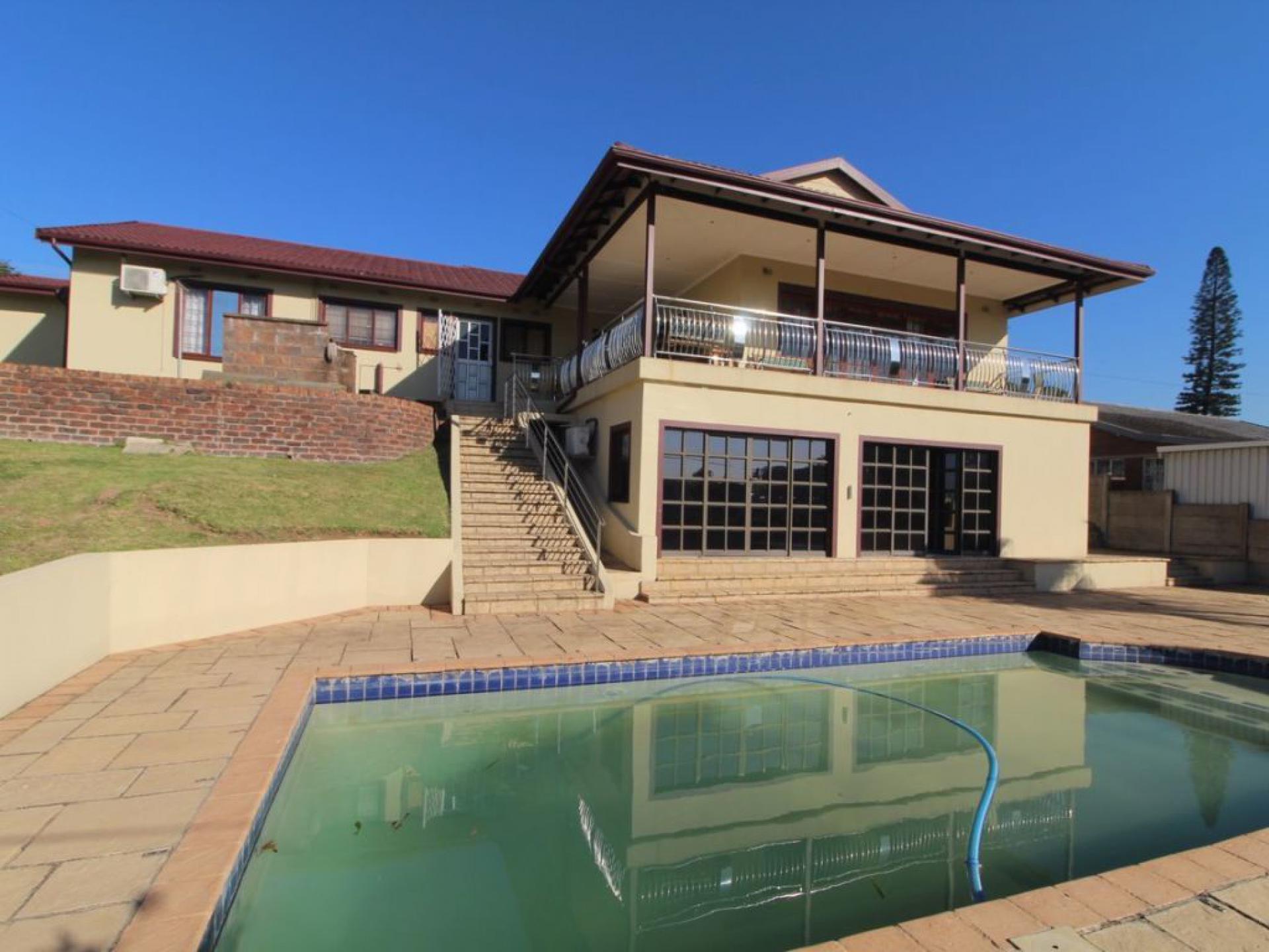  of property in Queensburgh