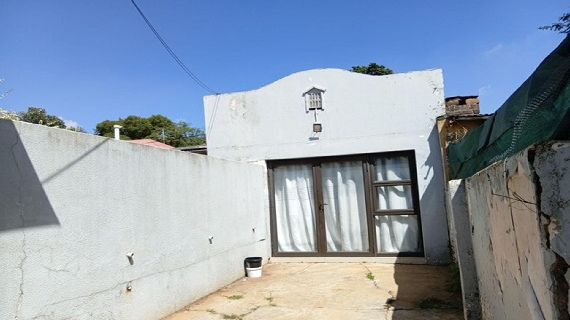 Spaces of property in Kensington - JHB