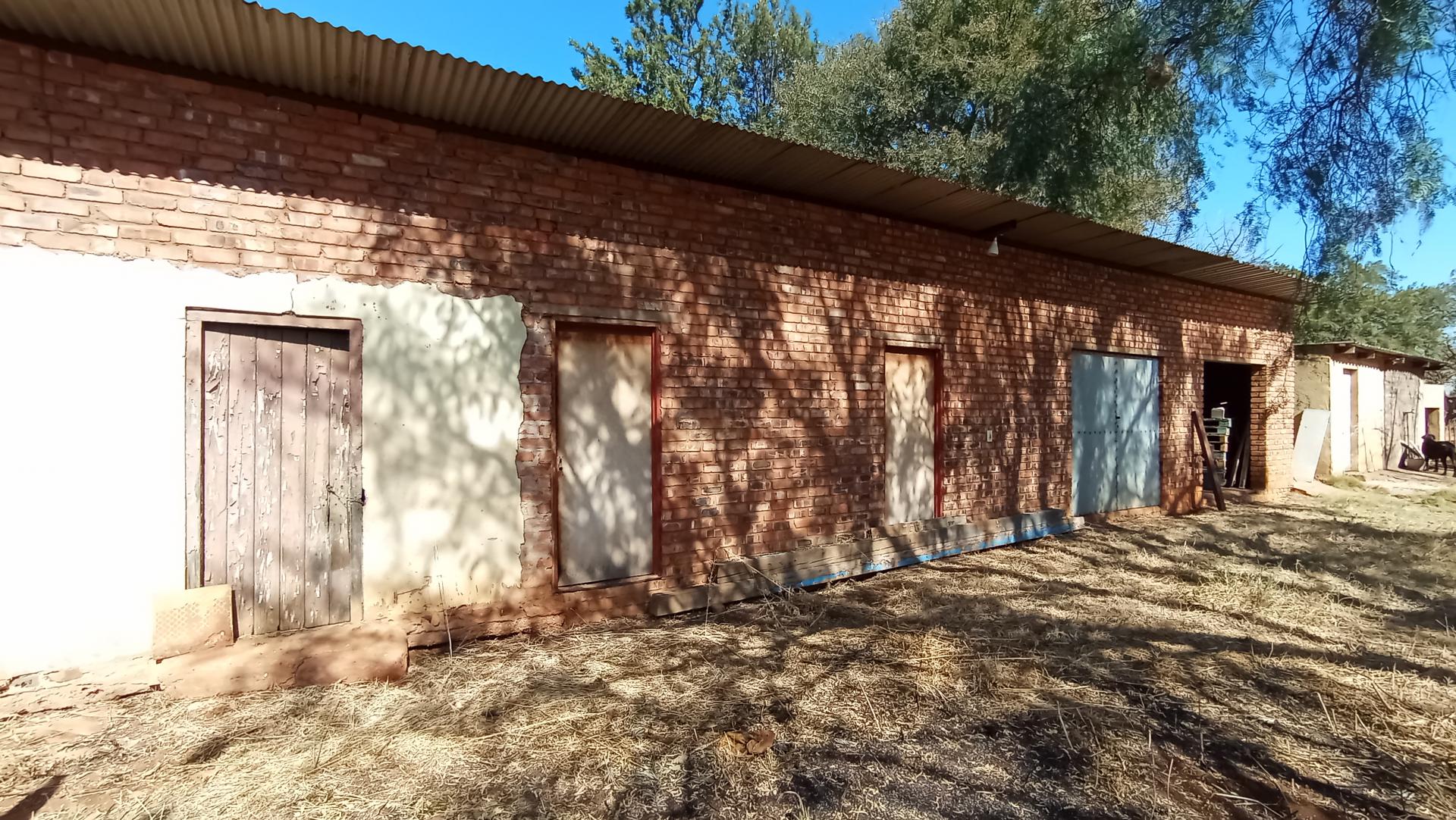Store Room - 279 square meters of property in Pretoria Rural