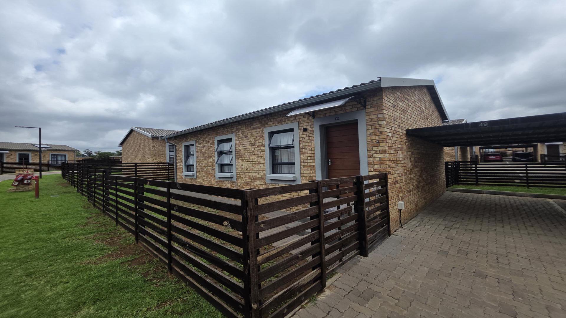 Front View of property in Groblerpark