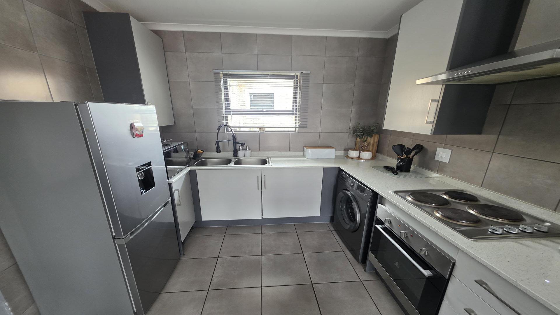 Kitchen of property in Groblerpark