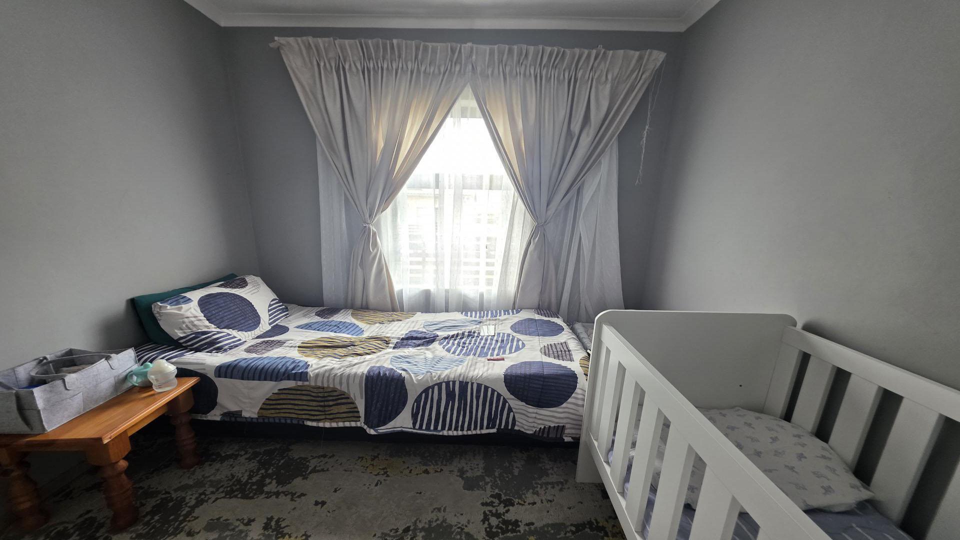 Bed Room 2 of property in Groblerpark