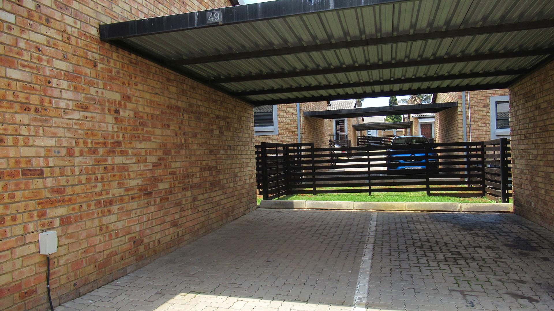 Spaces - 4 square meters of property in Groblerpark