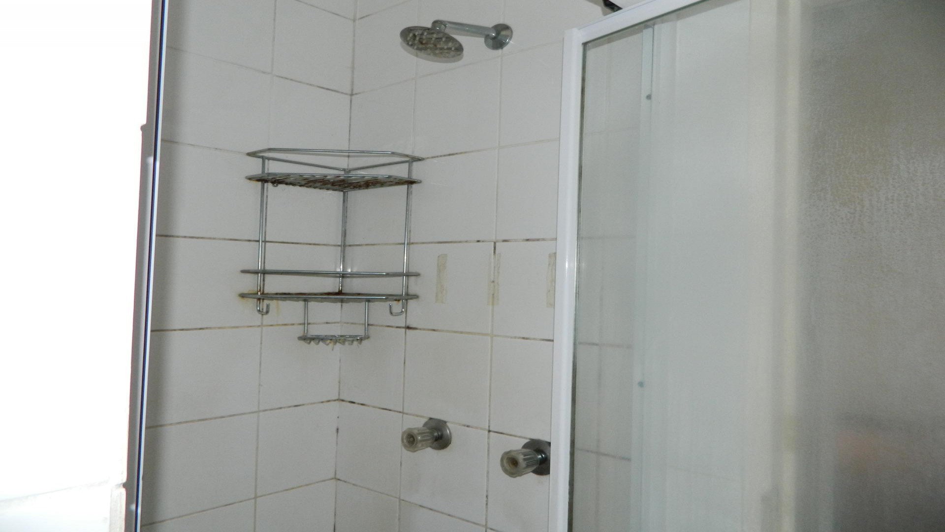 Bathroom 2 of property in Bellville