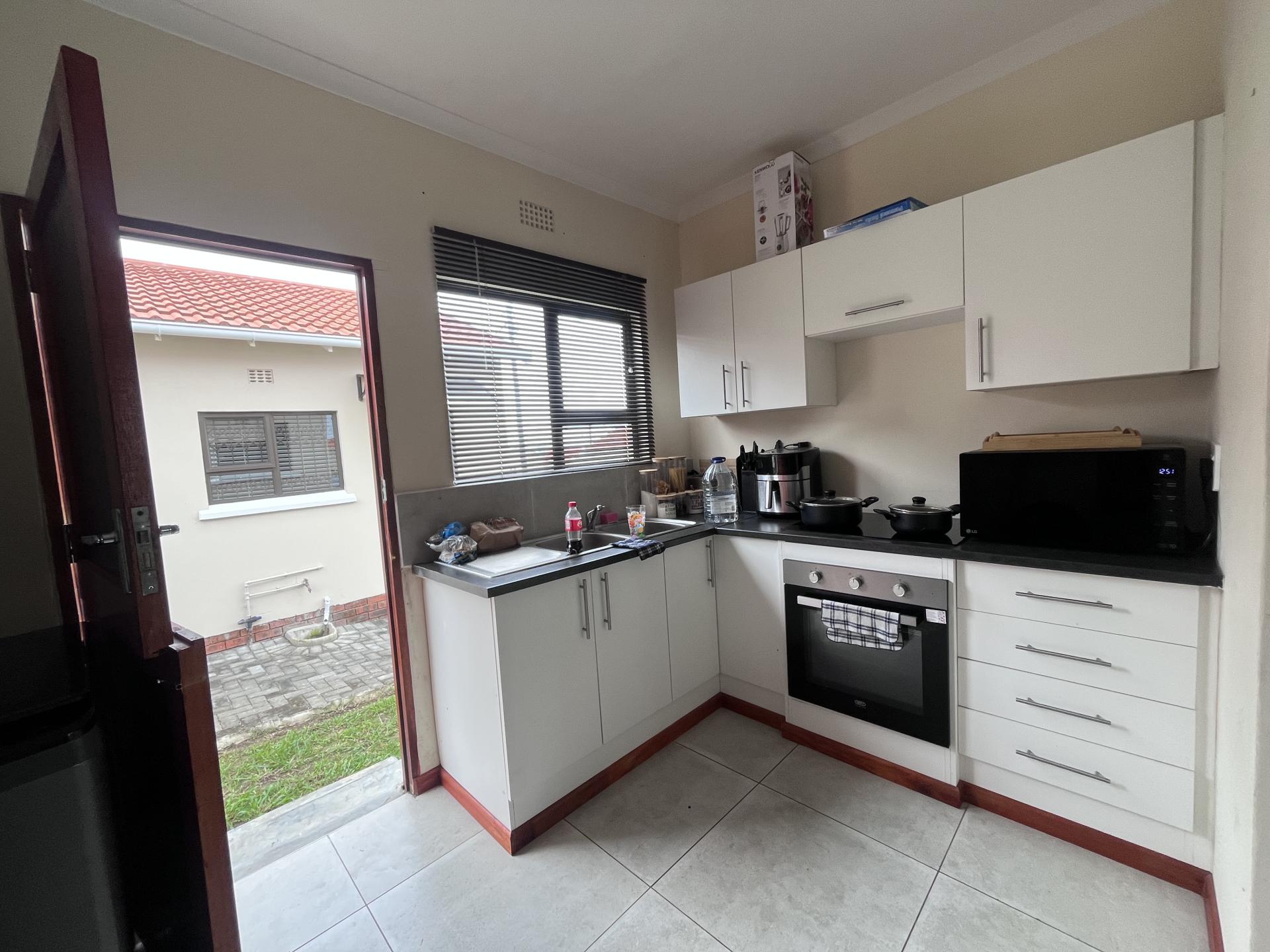 Kitchen of property in Graceland