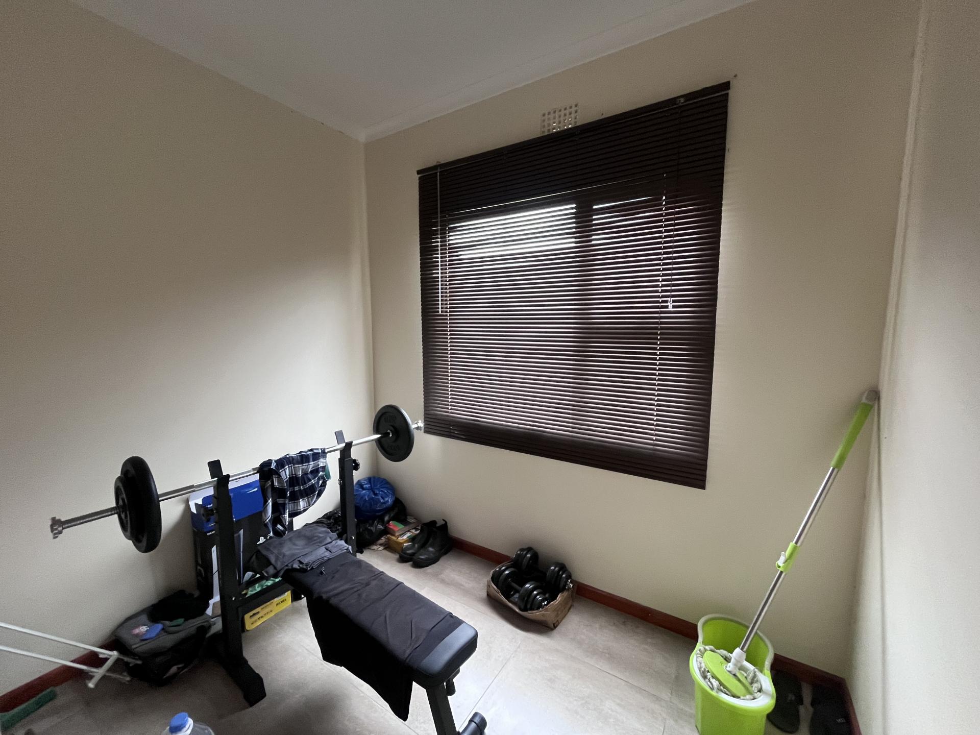 Bed Room 2 of property in Graceland