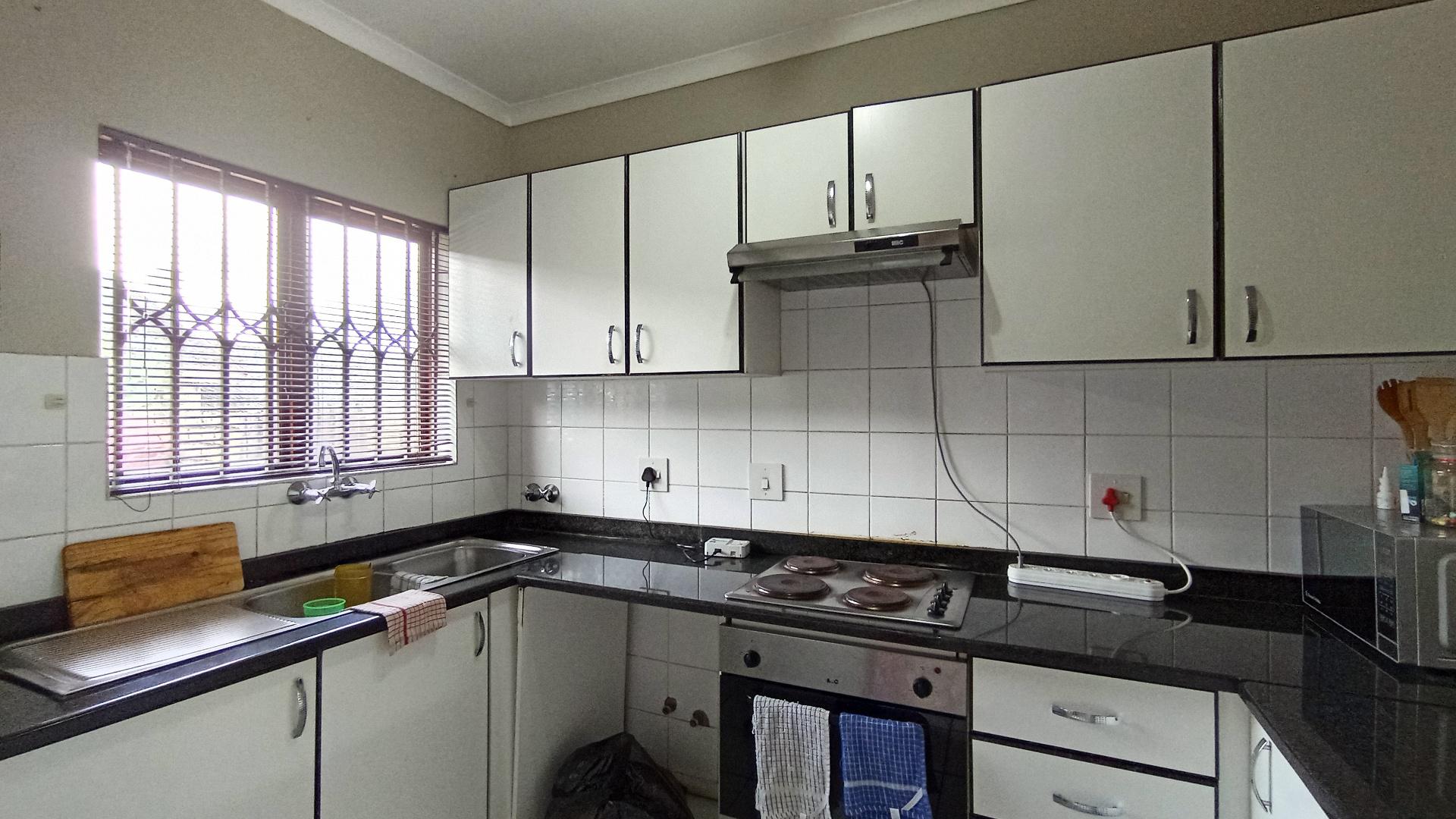 Kitchen - 7 square meters of property in Caversham Glen