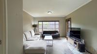 Lounges - 23 square meters of property in Caversham Glen