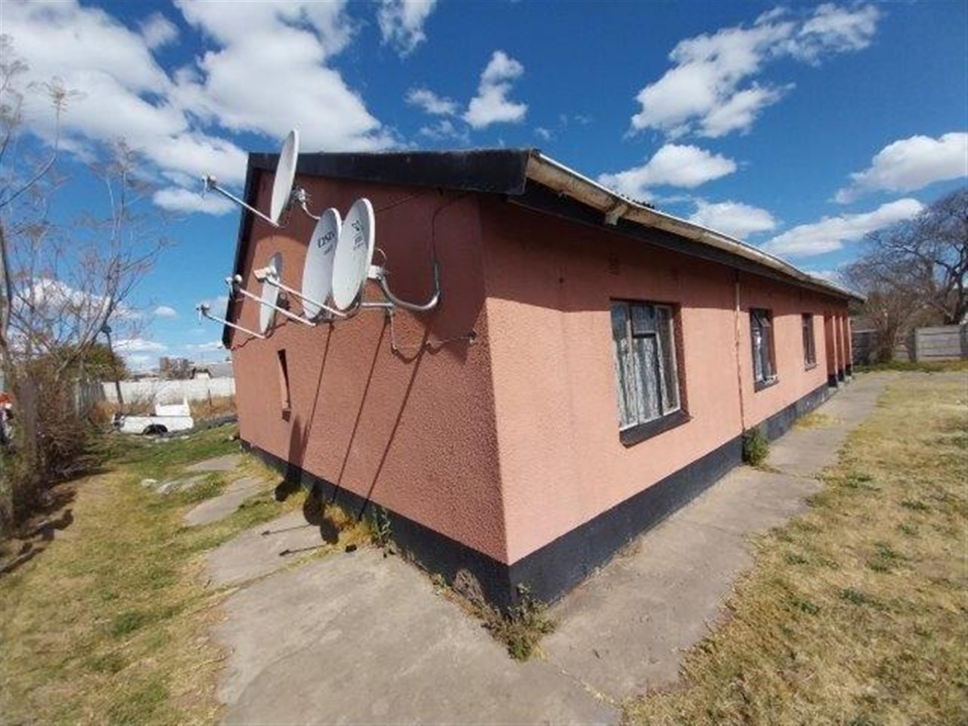 Front View of property in Umtata