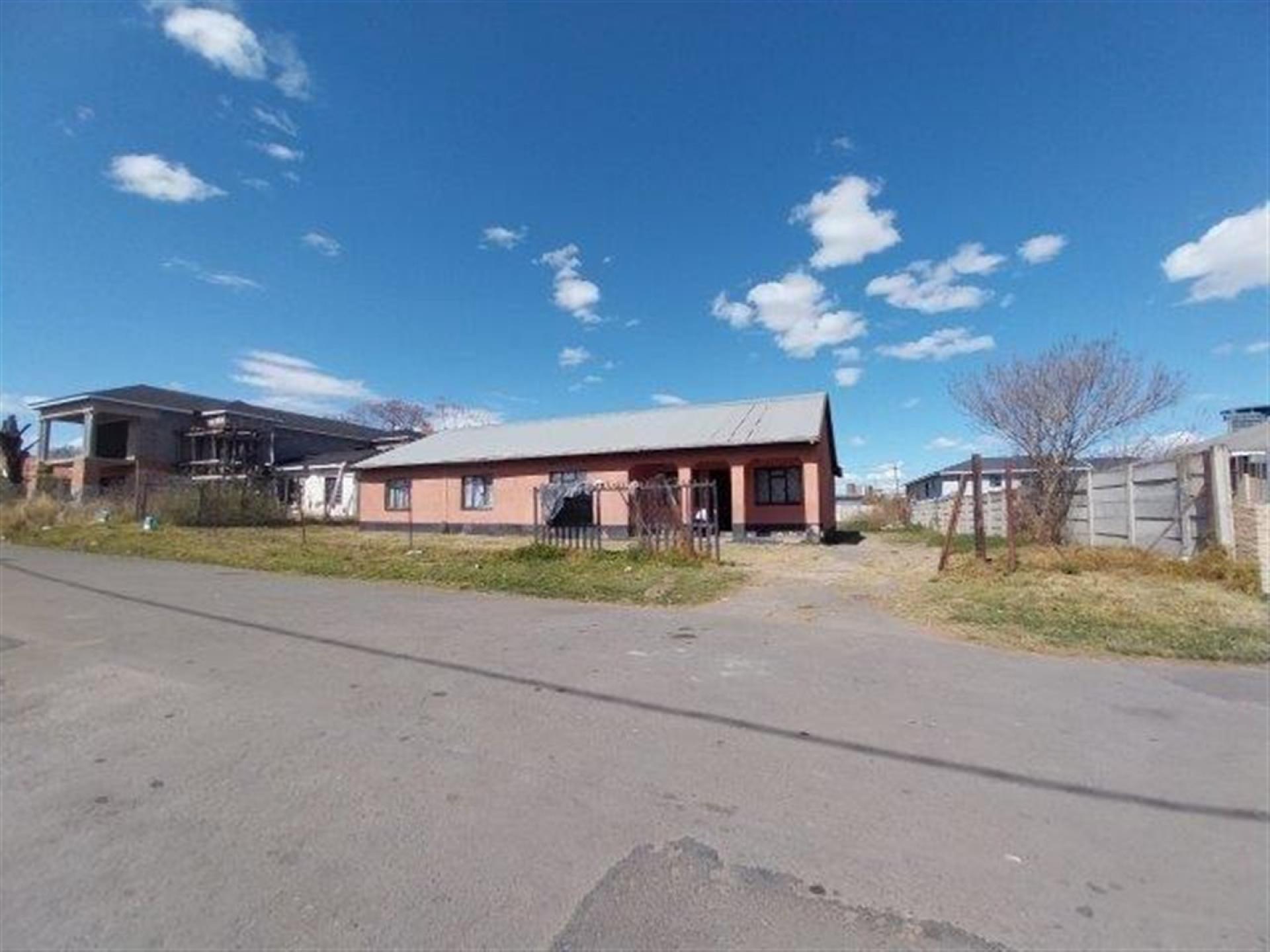Front View of property in Umtata