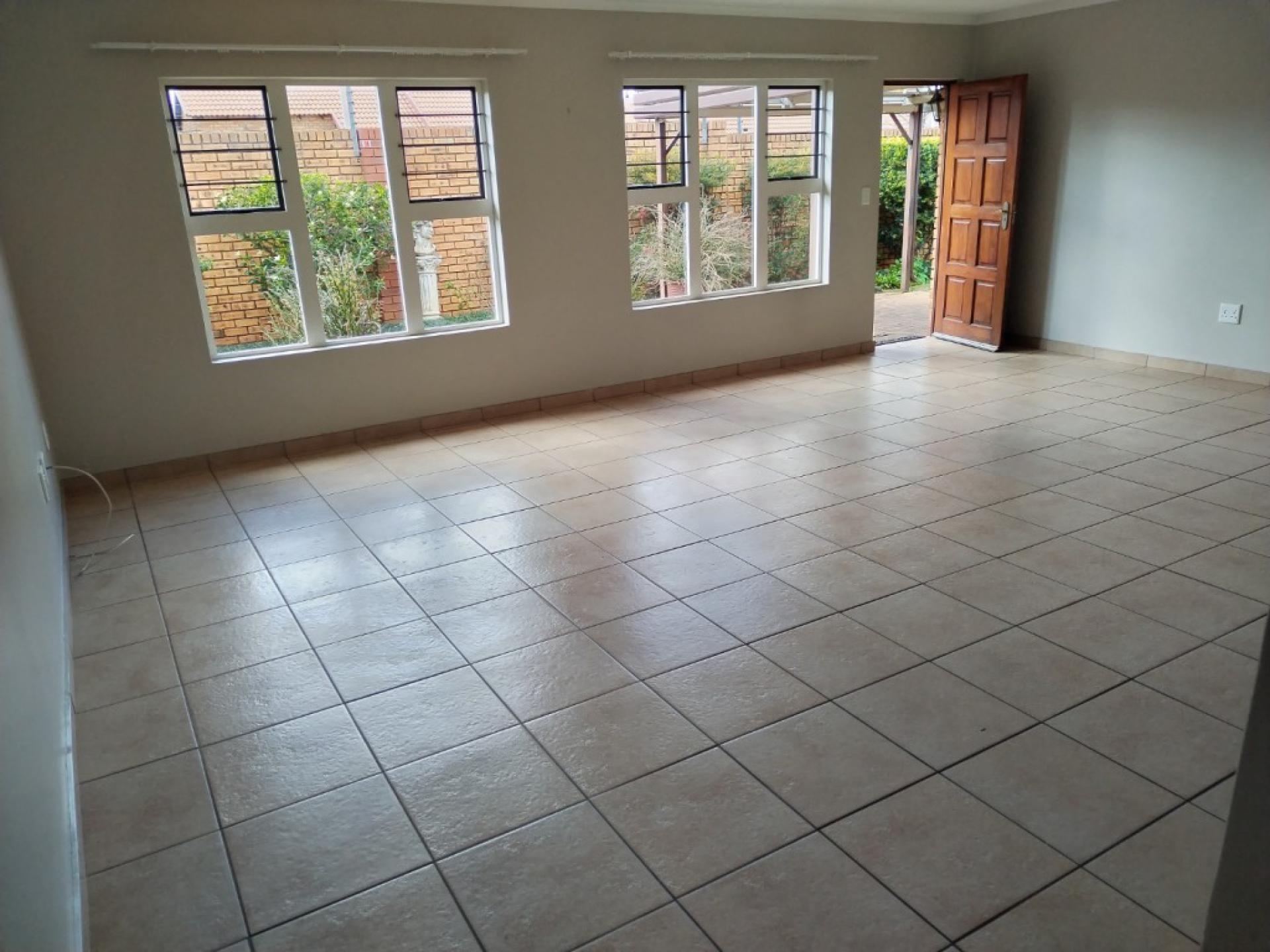  of property in Willow Park Manor