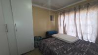 Bed Room 2 of property in Kroonstad