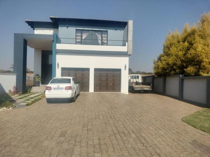 4 Bedroom House for Sale For Sale in Savannah Country Estate - MR639125