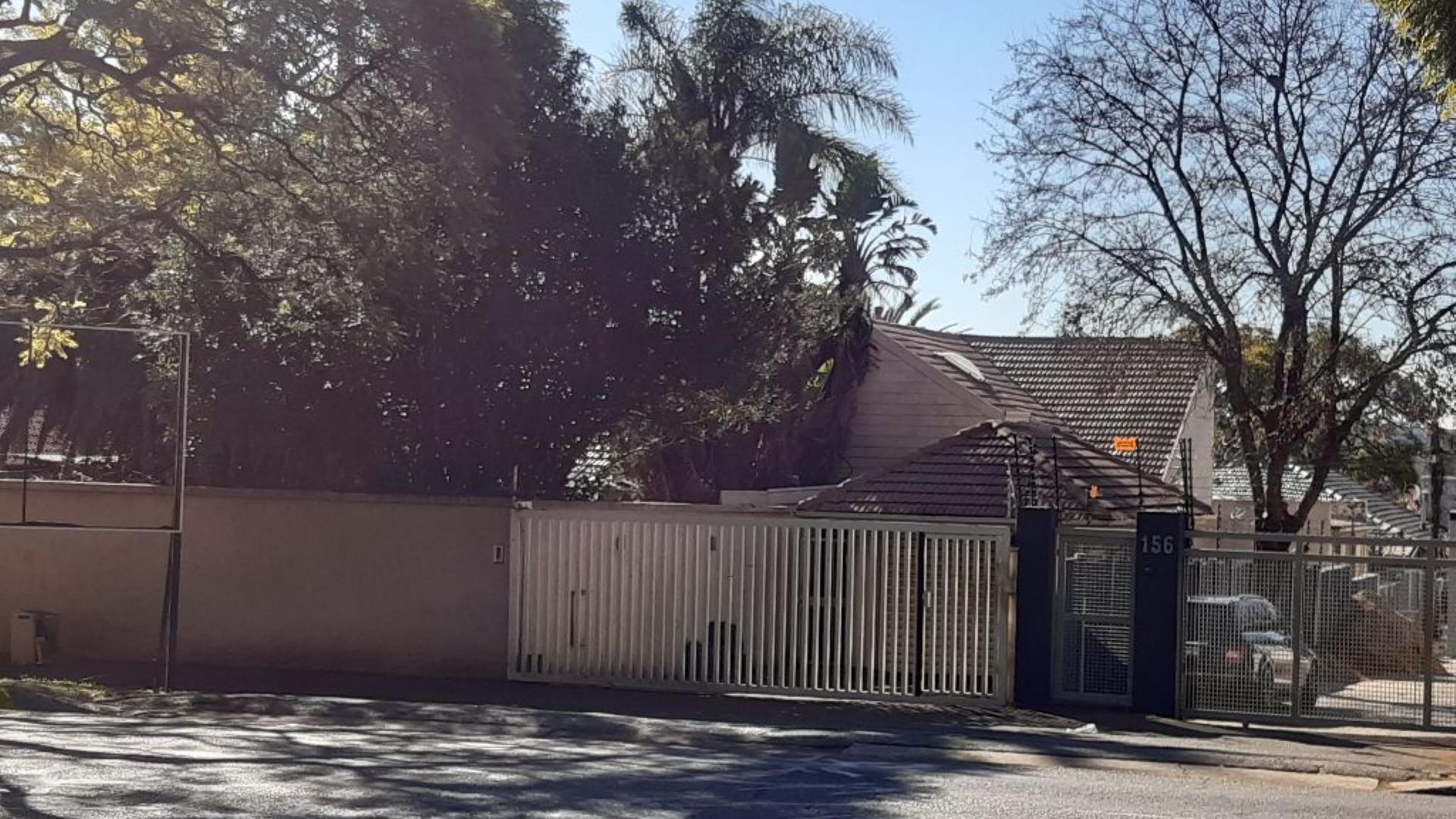 Front View of property in Greenside