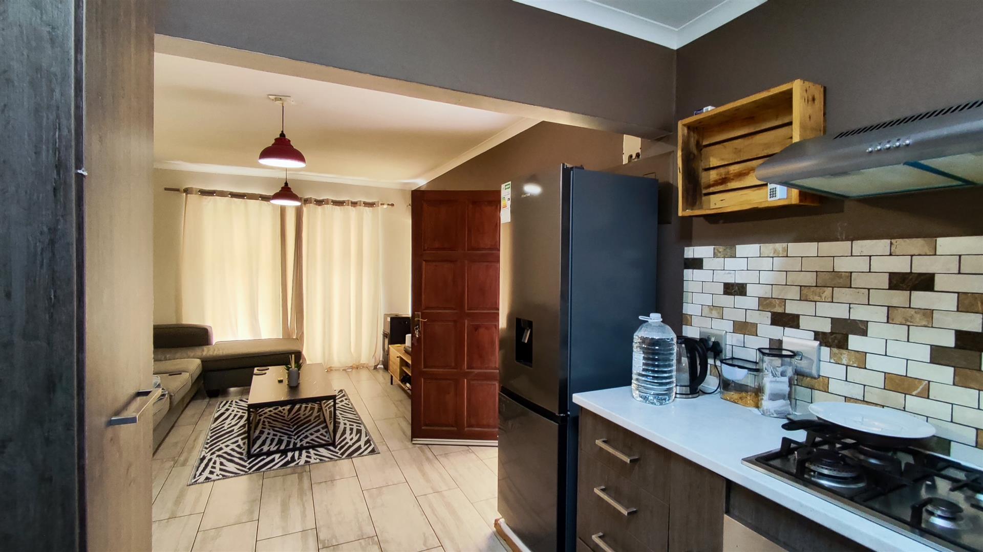 Kitchen - 8 square meters of property in Vanderbijlpark