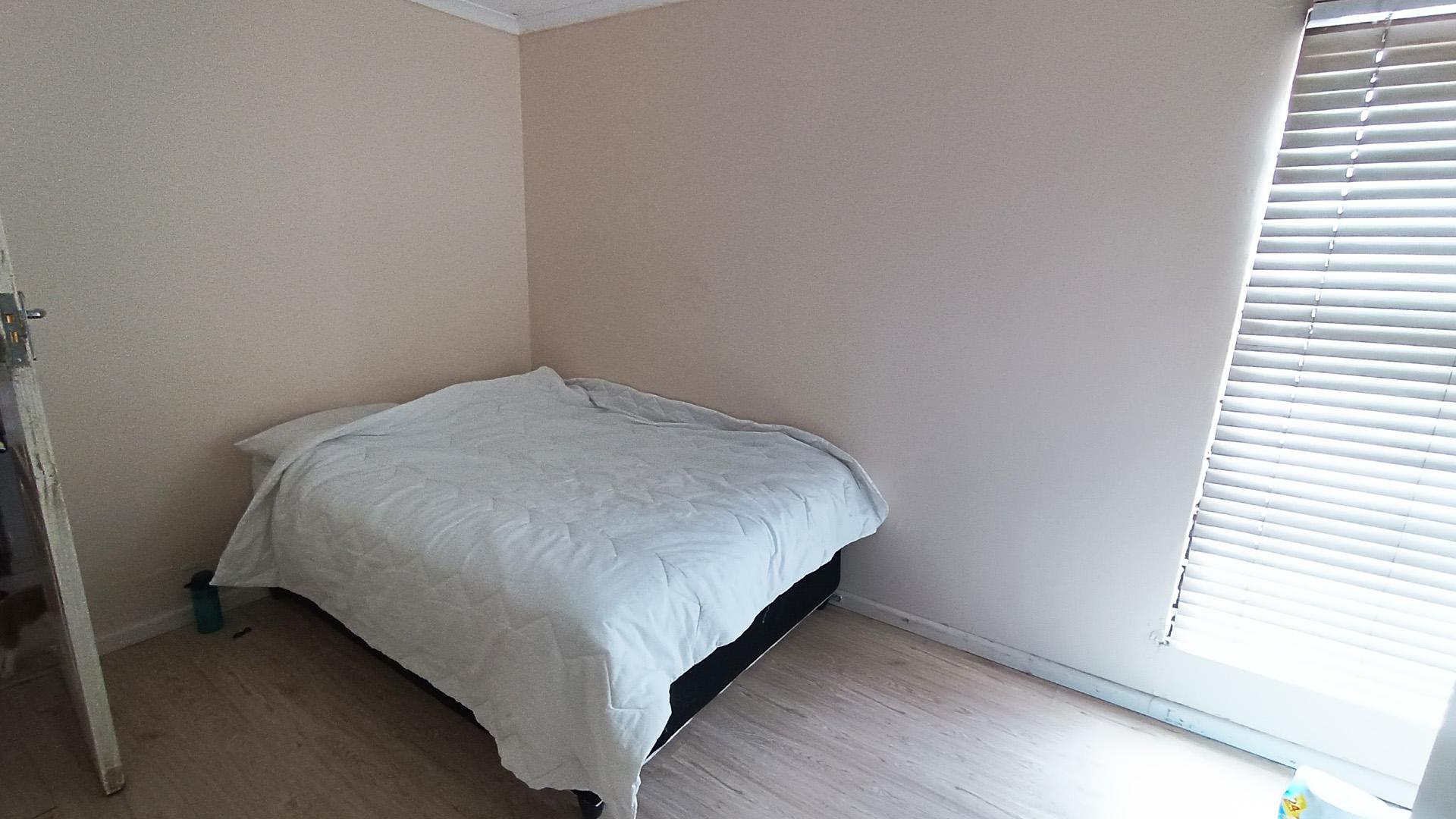 Bed Room 3 - 14 square meters of property in Summer Greens