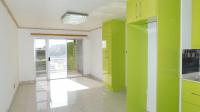 Lounges - 12 square meters of property in Sherwood