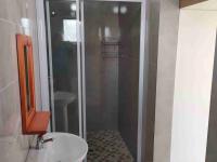  of property in Crestholme