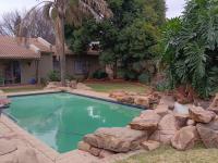 7 Bedroom 5 Bathroom House for Sale for sale in Sonneveld