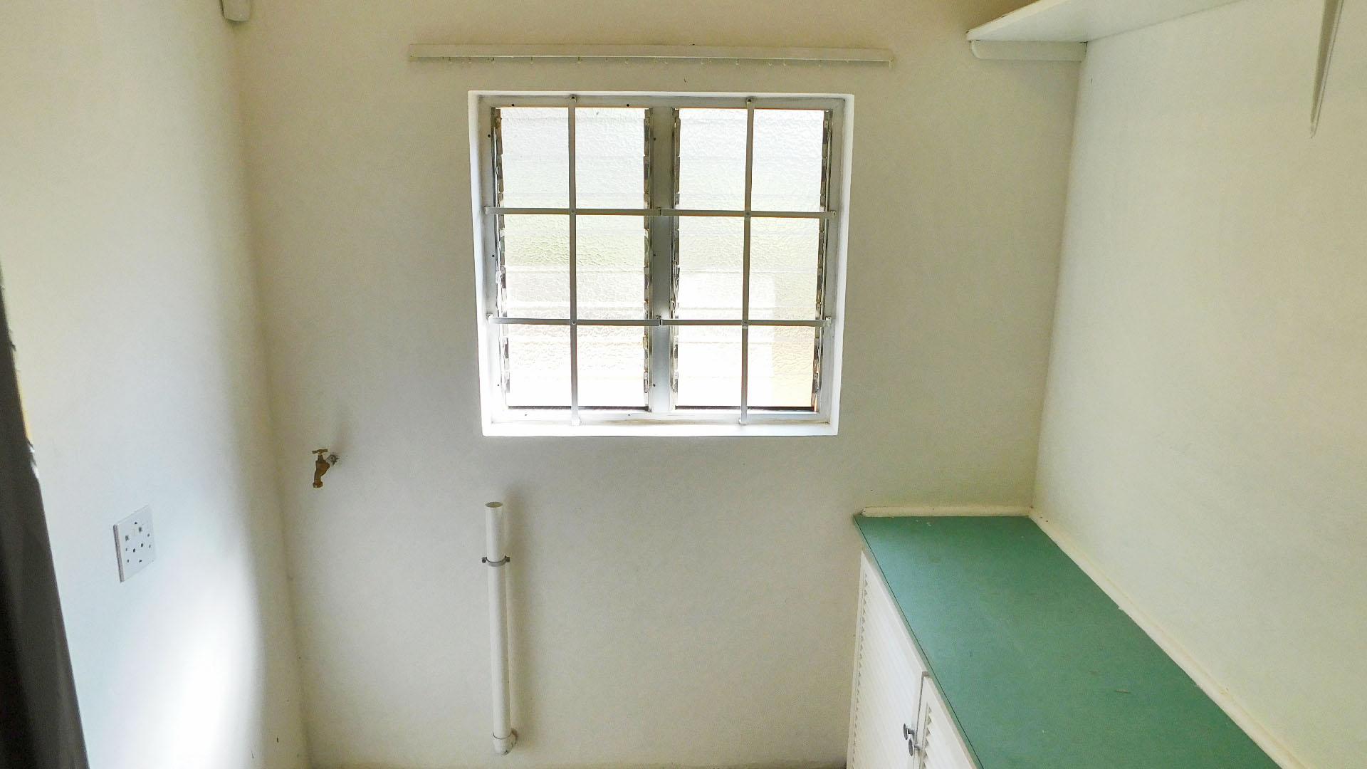 Scullery - 7 square meters of property in Umtentweni