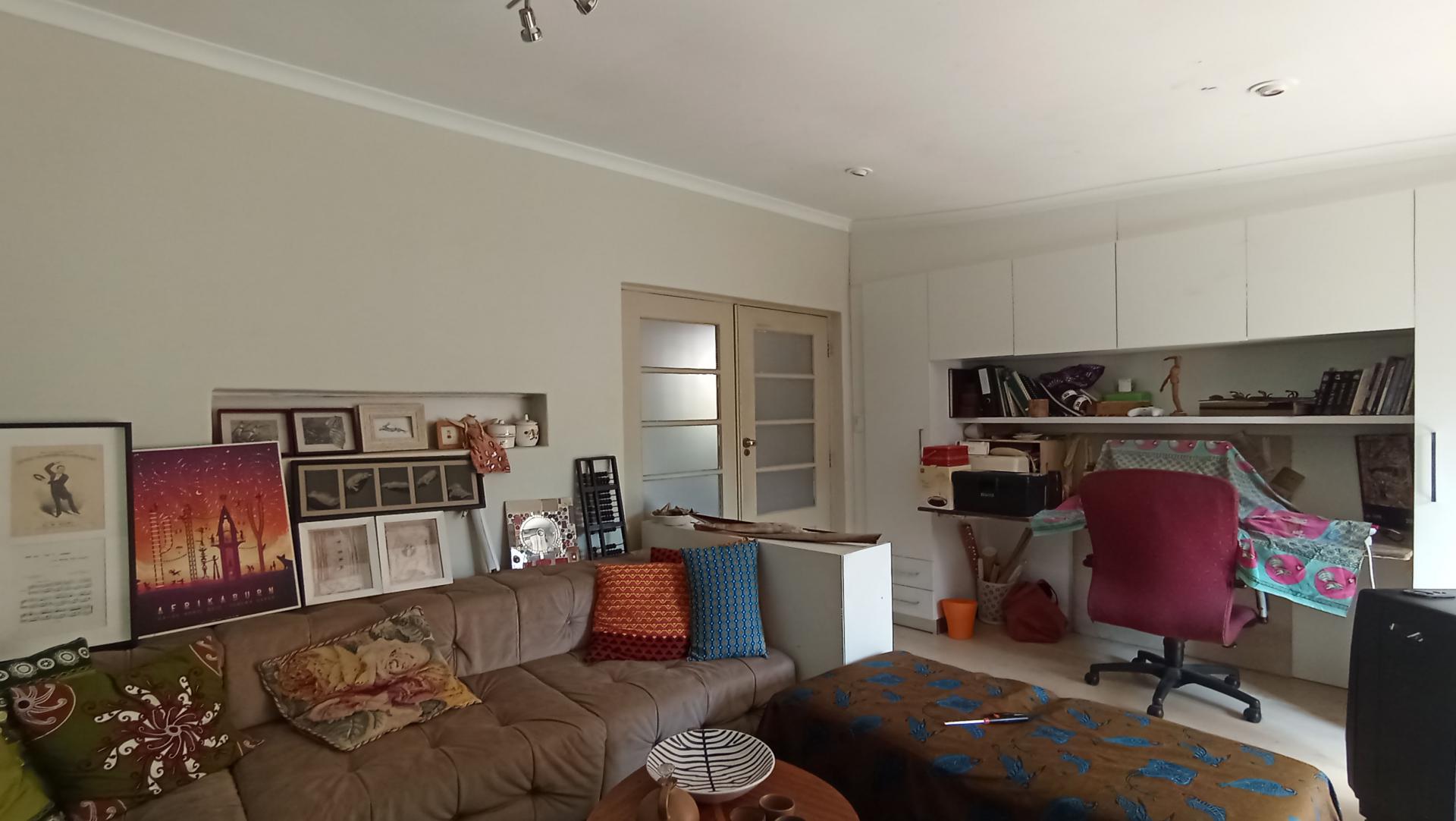 Rooms - 31 square meters of property in Melville