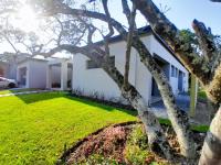3 Bedroom 3 Bathroom House for Sale for sale in Plettenberg Bay