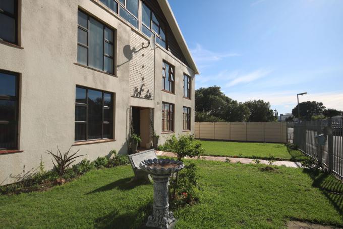 2 Bedroom Apartment for Sale For Sale in Gordons Bay - MR639564