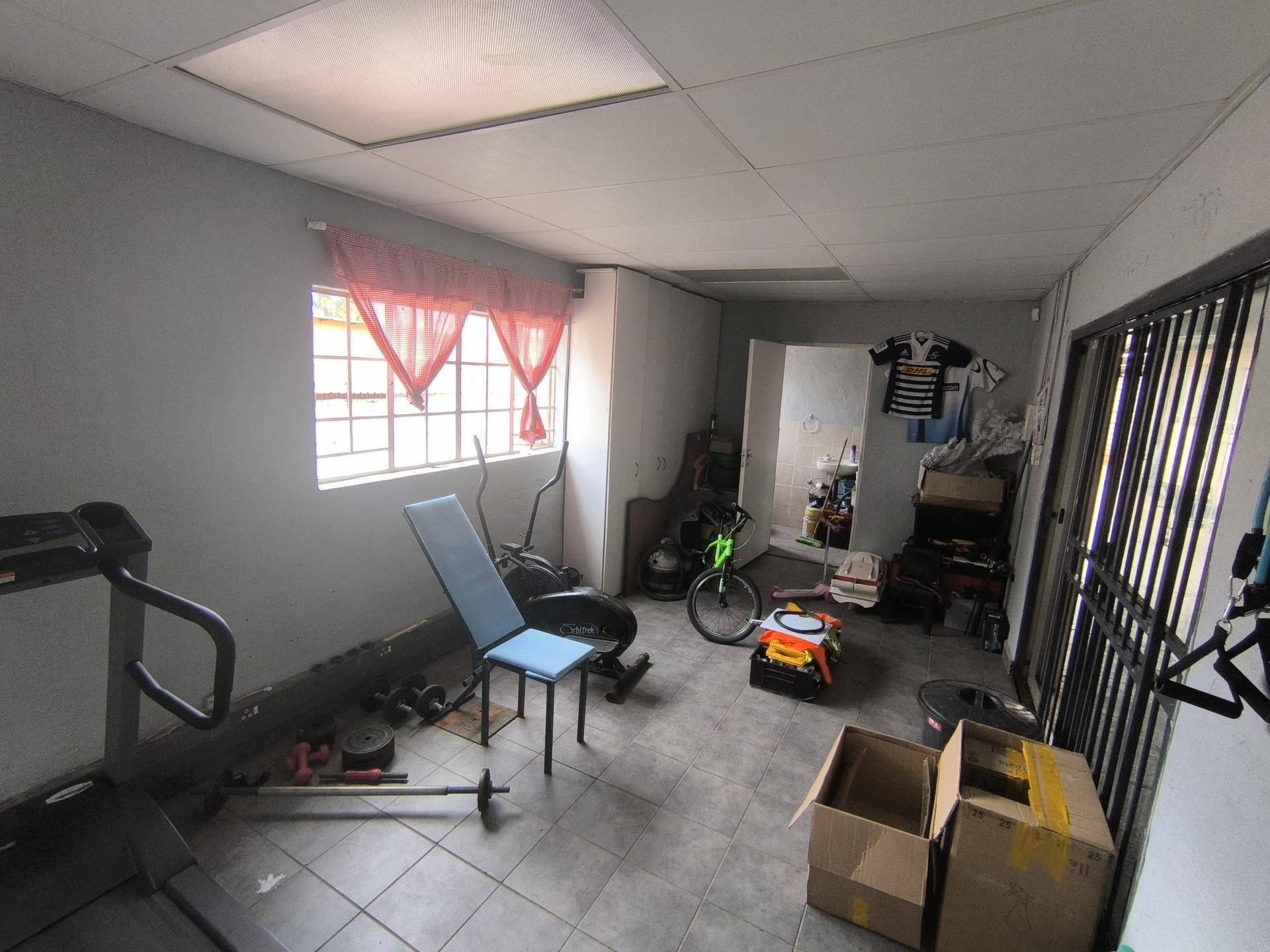 Spaces of property in Krugersdorp