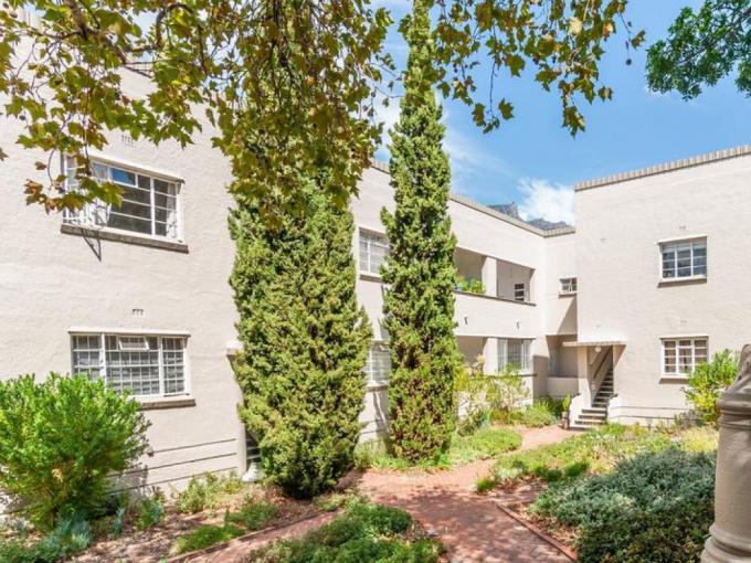 1 Bedroom Apartment to Rent in Tamboerskloof   - Property to rent - MR639657