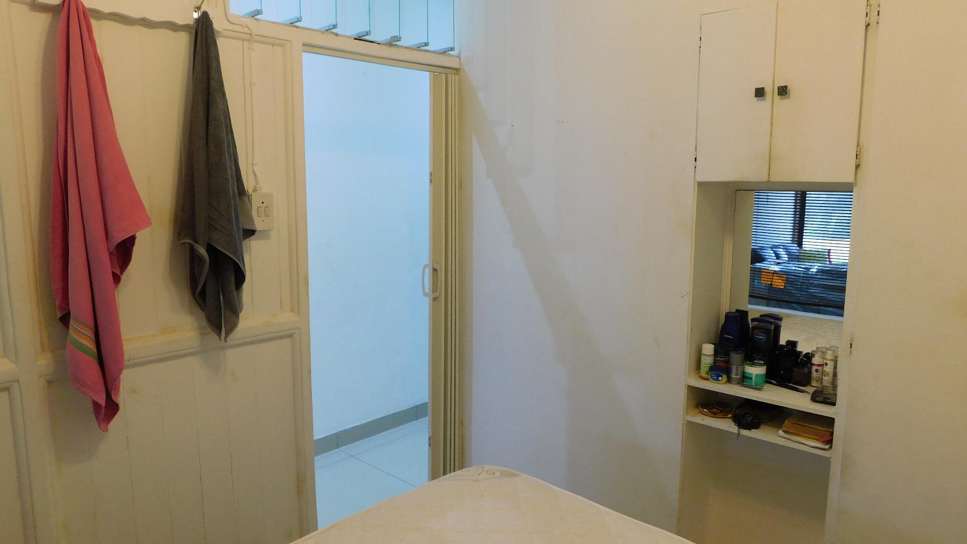 Bed Room 2 - 8 square meters of property in Sea Park