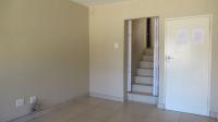 Lounges - 16 square meters of property in Wilgeheuwel 